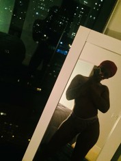 Taste my chocolate treat, Chicago escort, Squirting Chicago Escorts