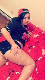 Bella, Chicago escort, Striptease Chicago Escorts